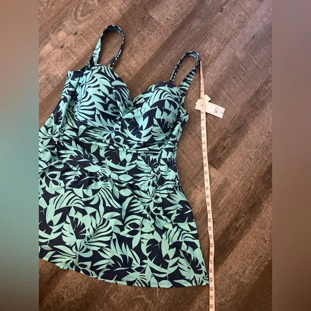 Liz Claiborne Women's Plus Swim‎ Dress-Size 24W